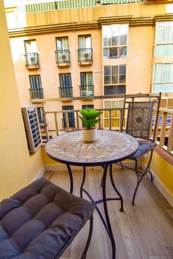 Letmalaga Square Merced Экстерьер фото