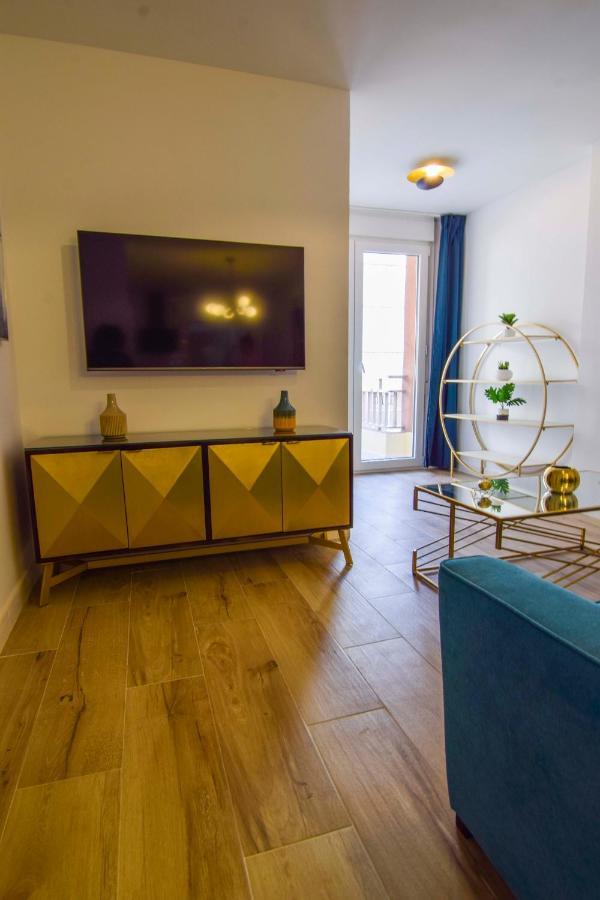 Letmalaga Square Merced Экстерьер фото