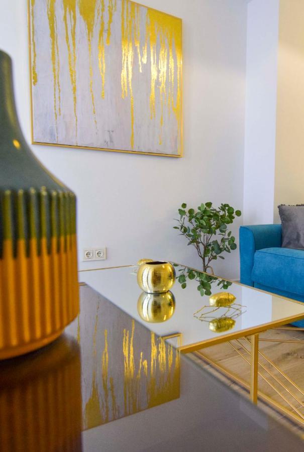 Letmalaga Square Merced Экстерьер фото